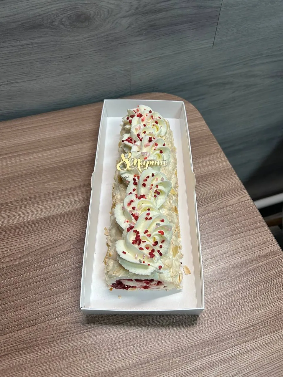 Меренговый рулет